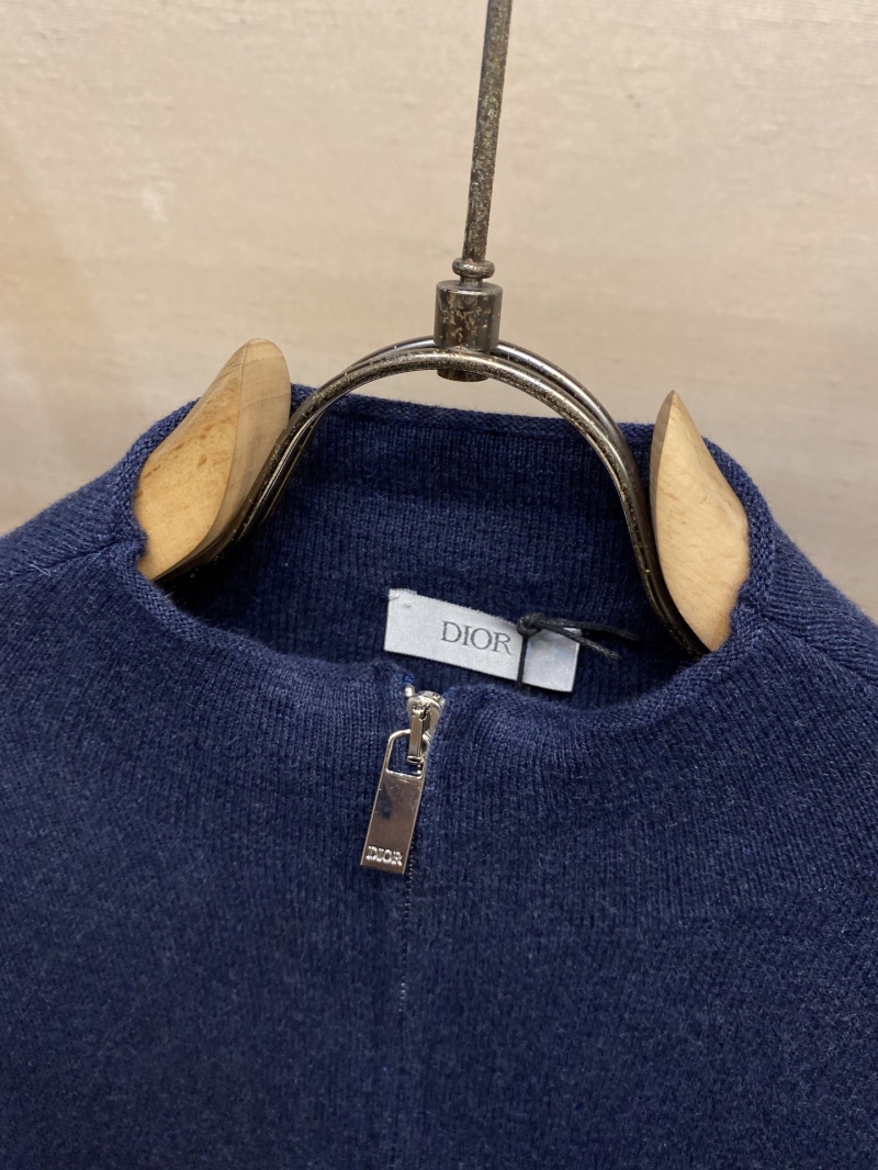 chr1st1an D10r sweaters